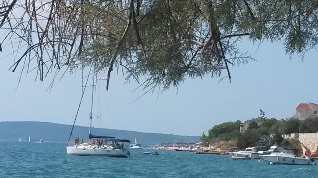 G&B Apartments Trogir Phòng bức ảnh